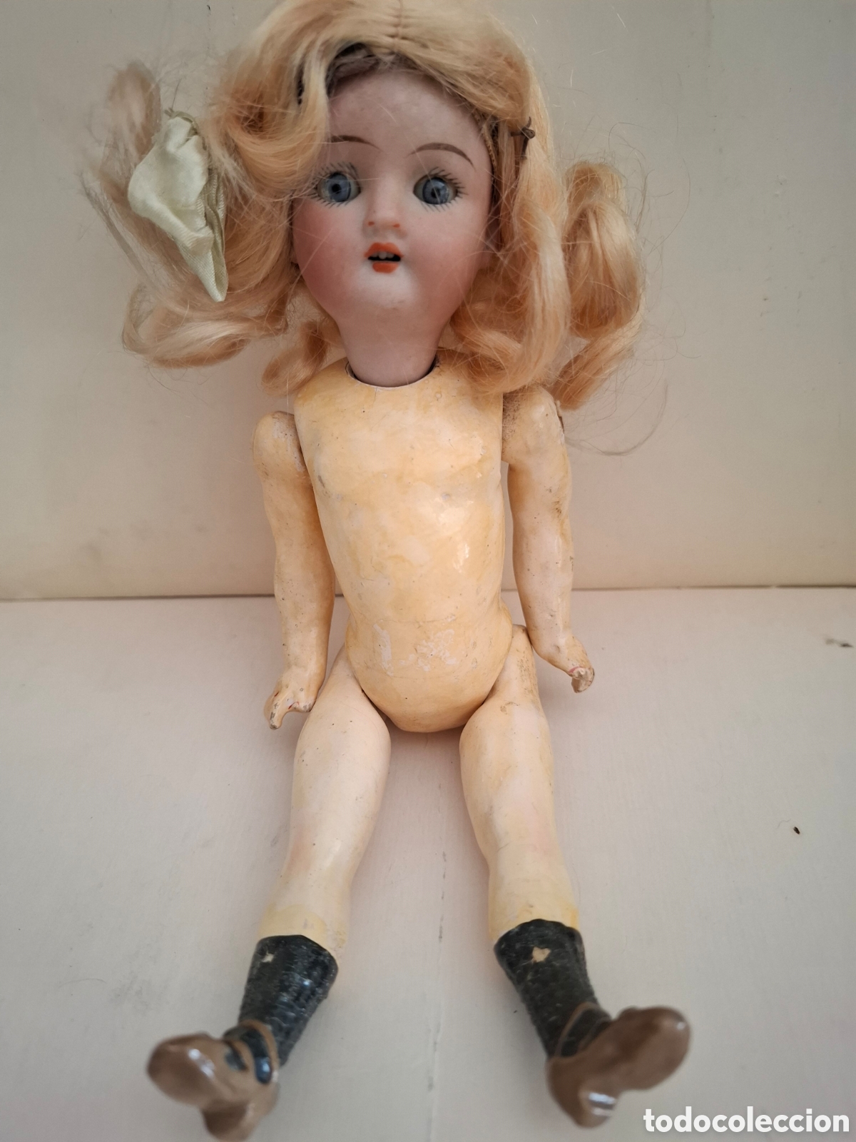 Mu&ntilde;ecas extranjeras: RARA y curiosa MU&Ntilde;ECA ANTIGUA - Foto 1