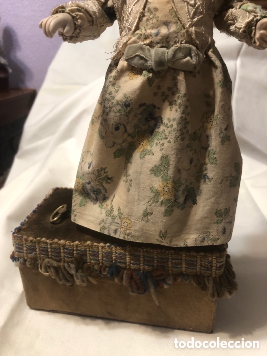 Mu&ntilde;ecas extranjeras: Mu&ntilde;eca aut&oacute;mata funcionando - Foto 2
