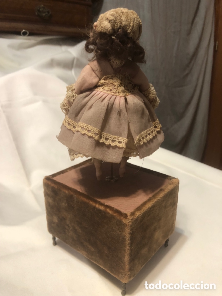 Mu&ntilde;ecas extranjeras: Mu&ntilde;eca aut&oacute;mata bailarina funcionando - Foto 5