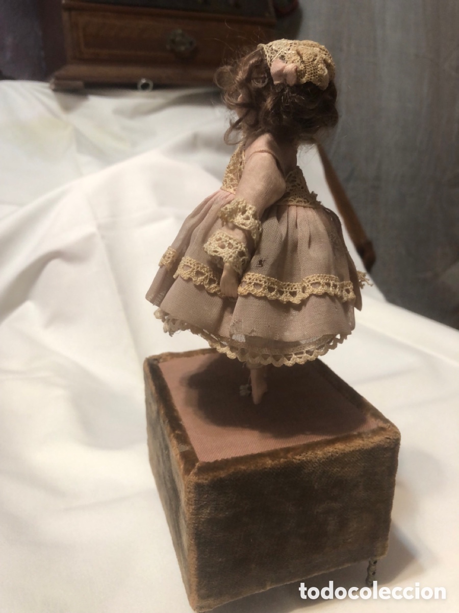 Mu&ntilde;ecas extranjeras: Mu&ntilde;eca aut&oacute;mata bailarina funcionando - Foto 13