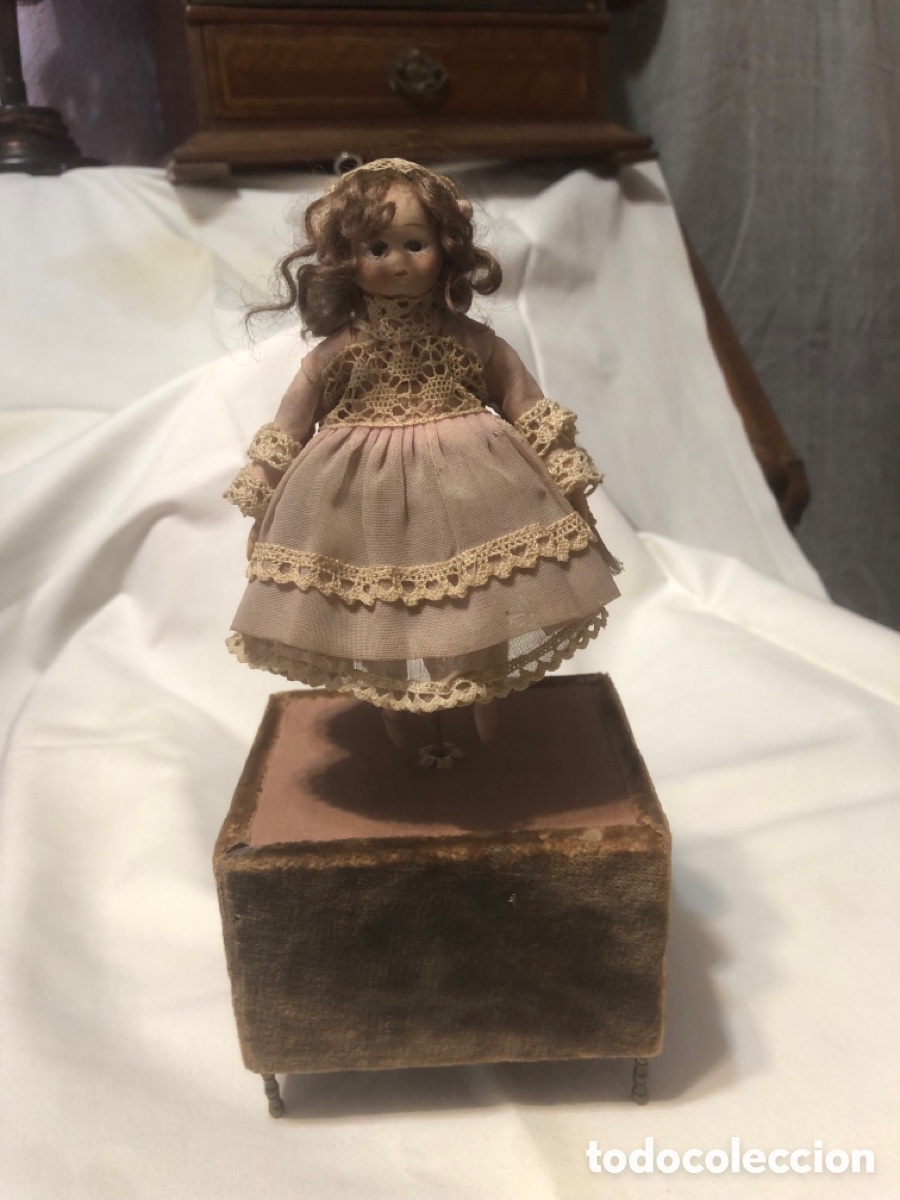 Mu&ntilde;ecas extranjeras: Mu&ntilde;eca aut&oacute;mata bailarina funcionando - Foto 14