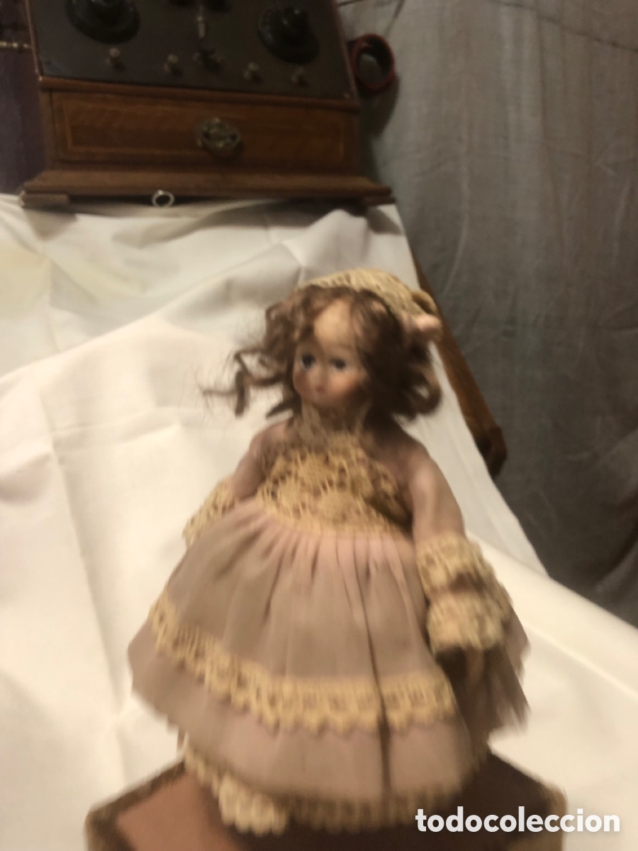Mu&ntilde;ecas extranjeras: Mu&ntilde;eca aut&oacute;mata bailarina funcionando - Foto 1