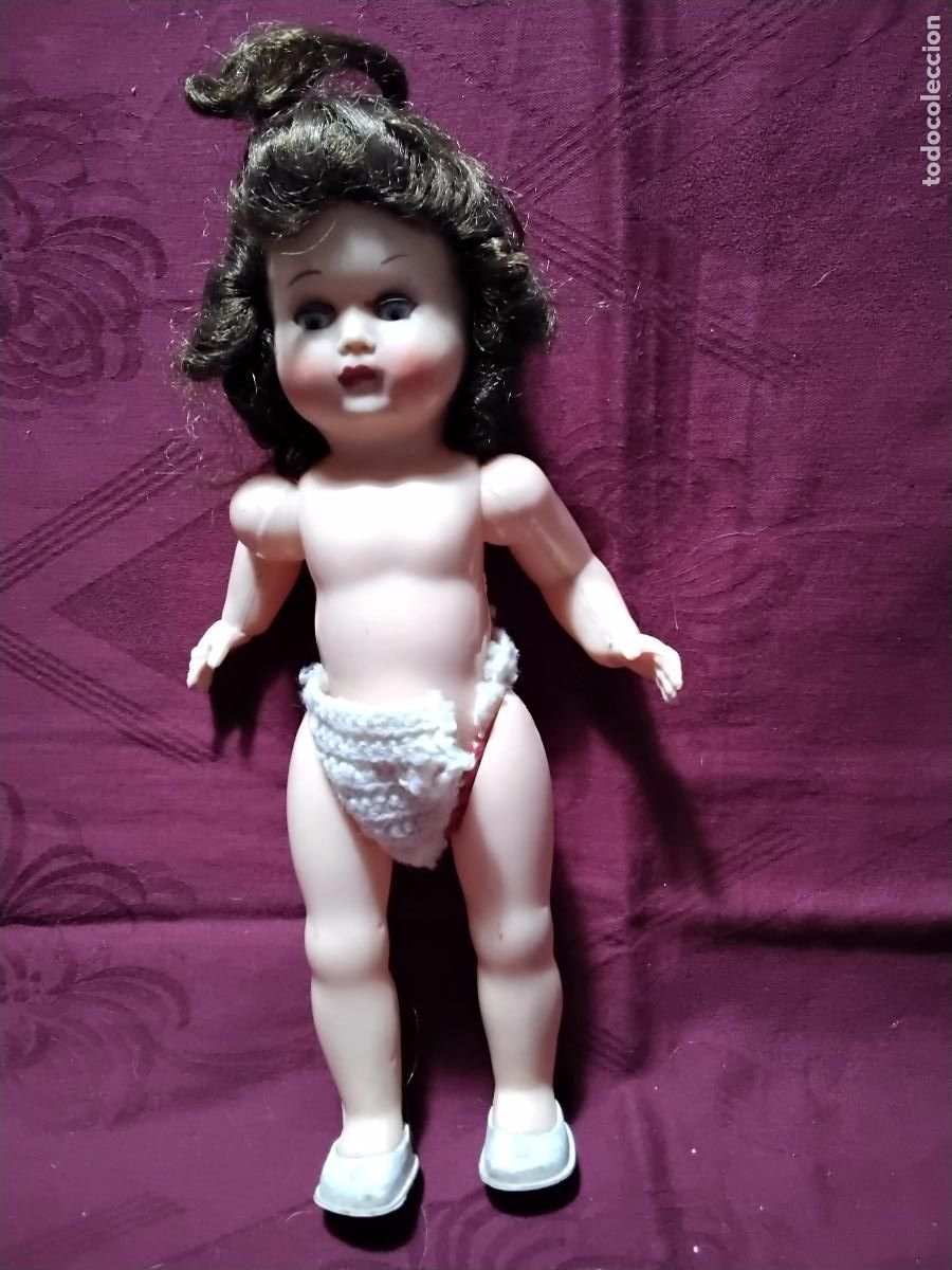 Mu&ntilde;ecas extranjeras: ANTIGUA MU&Ntilde;ECA RENOU PARIS, PL&Aacute;STICO DURO - Foto 1