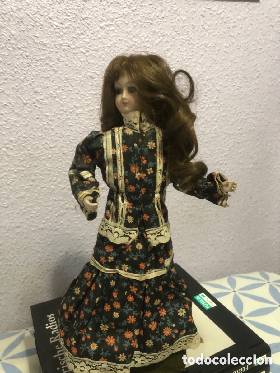 Mu&ntilde;ecas extranjeras: Mu&ntilde;eca aut&oacute;mata musical - Foto 3