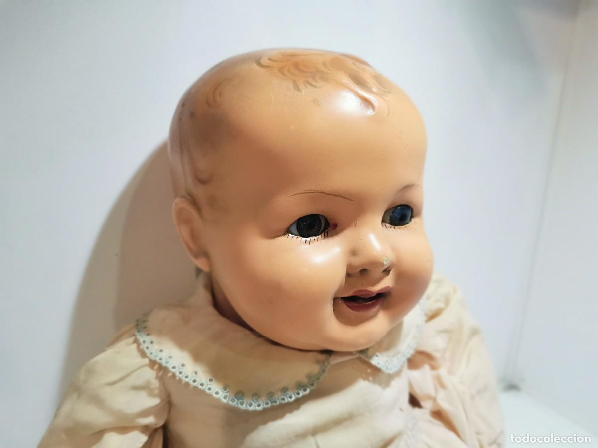 Mu&ntilde;ecas extranjeras: mu&ntilde;eca antigua de carton piedra - Foto 3