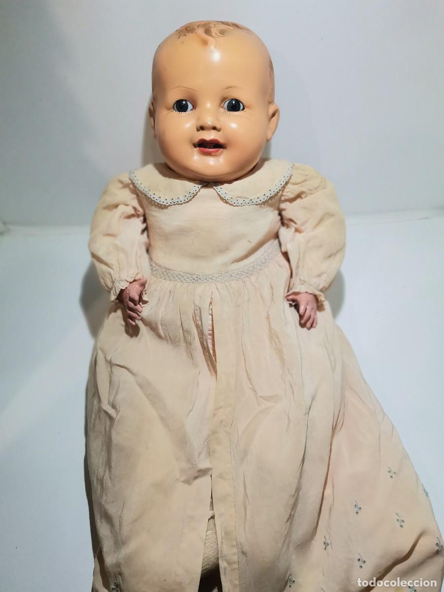 Mu&ntilde;ecas extranjeras: mu&ntilde;eca antigua de carton piedra - Foto 5