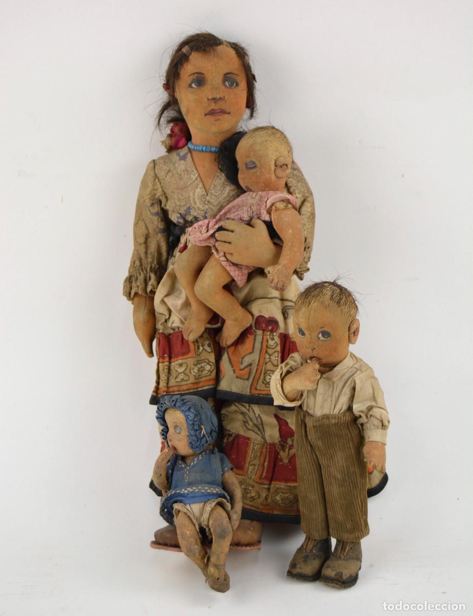 Bonecas Internacionais: Familia gitana de mu&ntilde;ecos de trapo, 1900's, muy raros, sin marca aparente.
