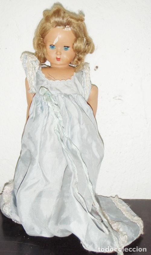 Mu&ntilde;ecas extranjeras: Mu&ntilde;eca antigua - 30 cm