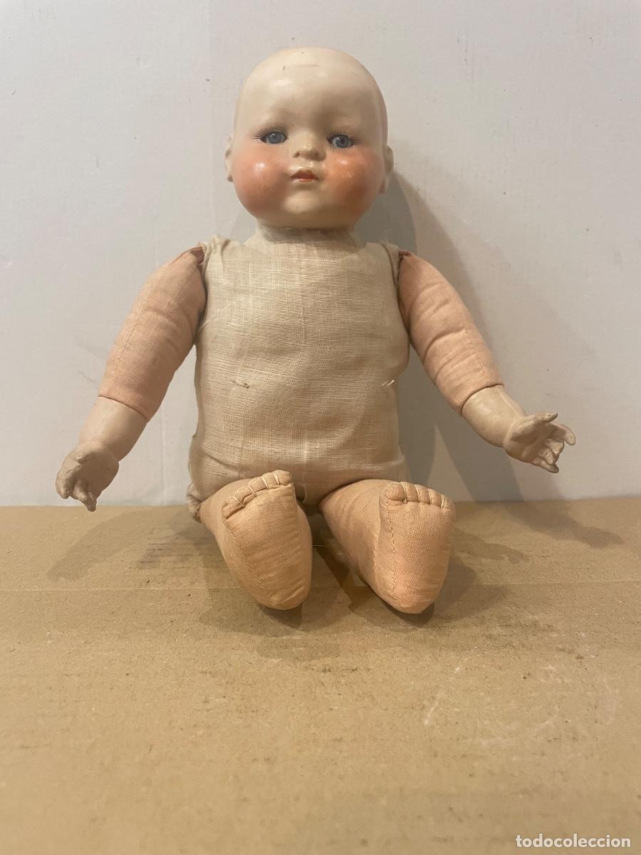 Mu&ntilde;ecas extranjeras: ANTIGUO MU&Ntilde;ECO , BEBE A&Ntilde;OS 20 - CABEZA Y MANOS DE PASTA O PORCELANA CUERPO DE TELA - 30 CM. ALTURA