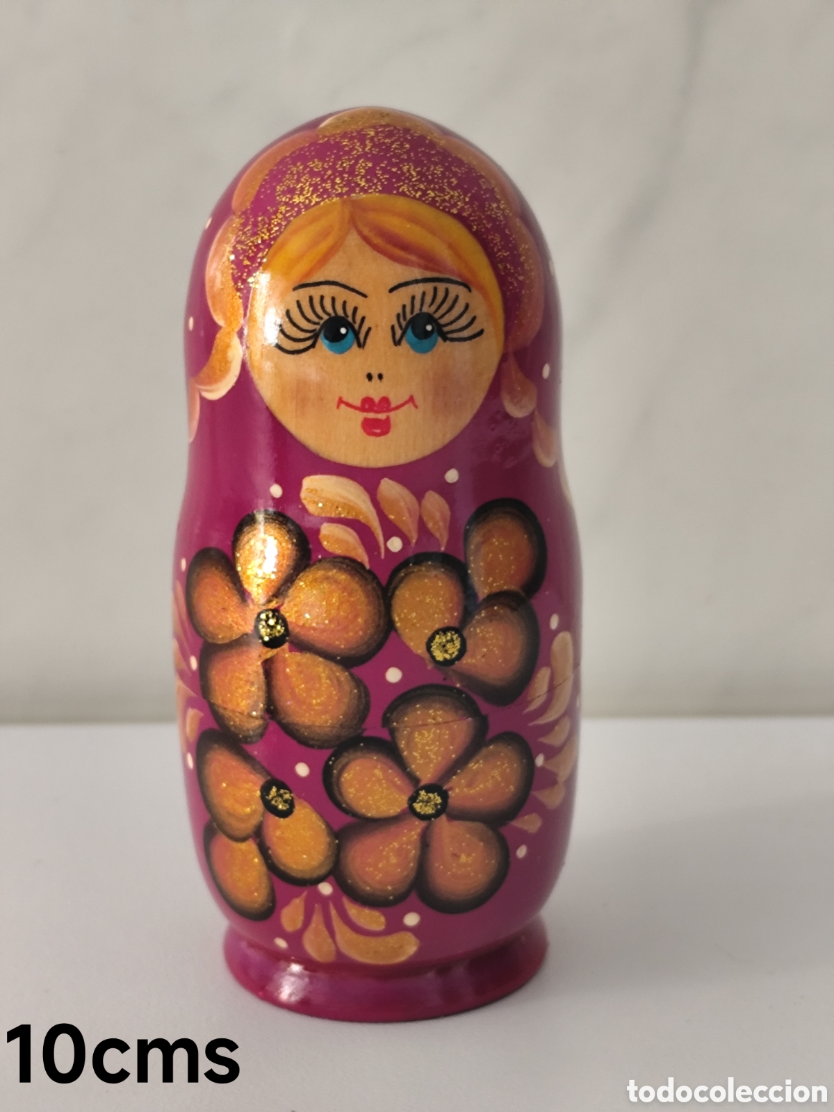 Mu&ntilde;ecas extranjeras: Conjunto de Matrioskas rusas tradicionales - 3 piezas - de madera pintada