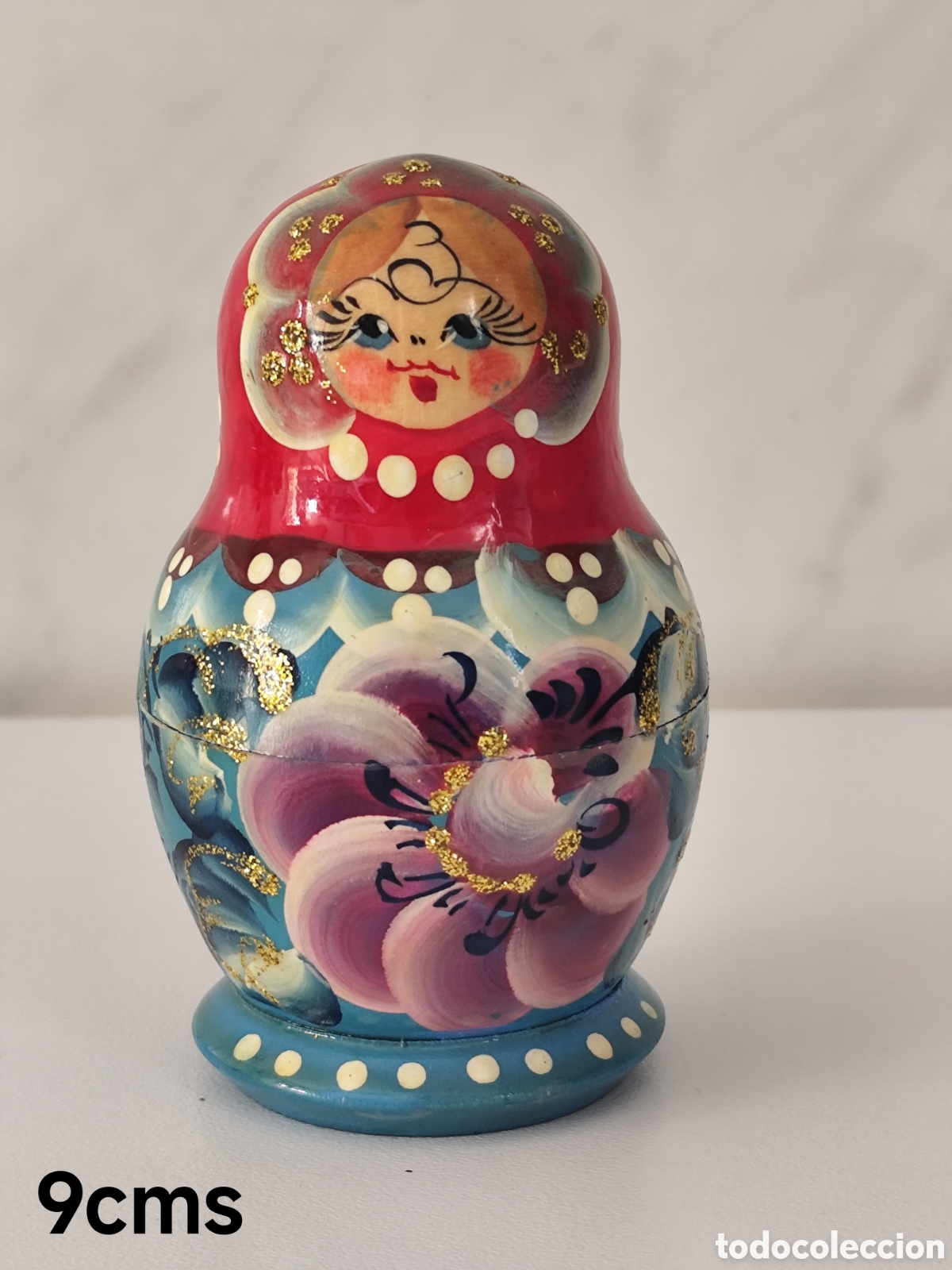 Mu&ntilde;ecas extranjeras: Conjunto de Matrioskas rusas tradicionales - 5 piezas - de madera pintada