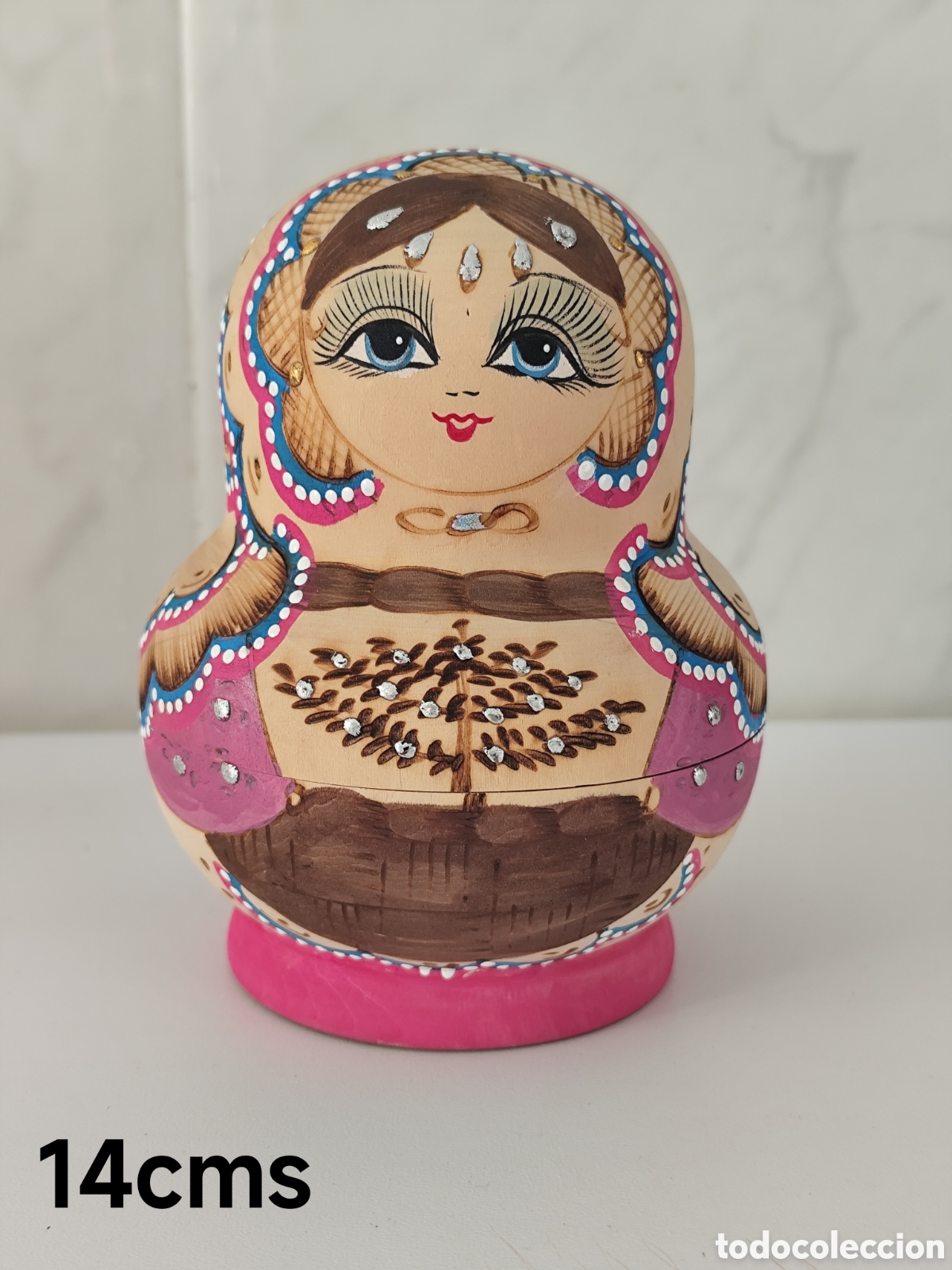 Mu&ntilde;ecas extranjeras: Conjunto de Matrioskas rusas tradicionales - 9 piezas - de madera pintada