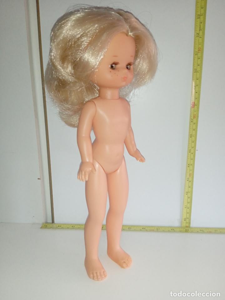 Mu&ntilde;ecas Lesly cl&aacute;sicas de colecci&oacute;n: Mu&ntilde;eca Lesly 4 pecas - Foto 8