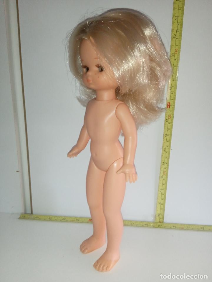 Mu&ntilde;ecas Lesly cl&aacute;sicas de colecci&oacute;n: Mu&ntilde;eca Lesly 4 pecas - Foto 9