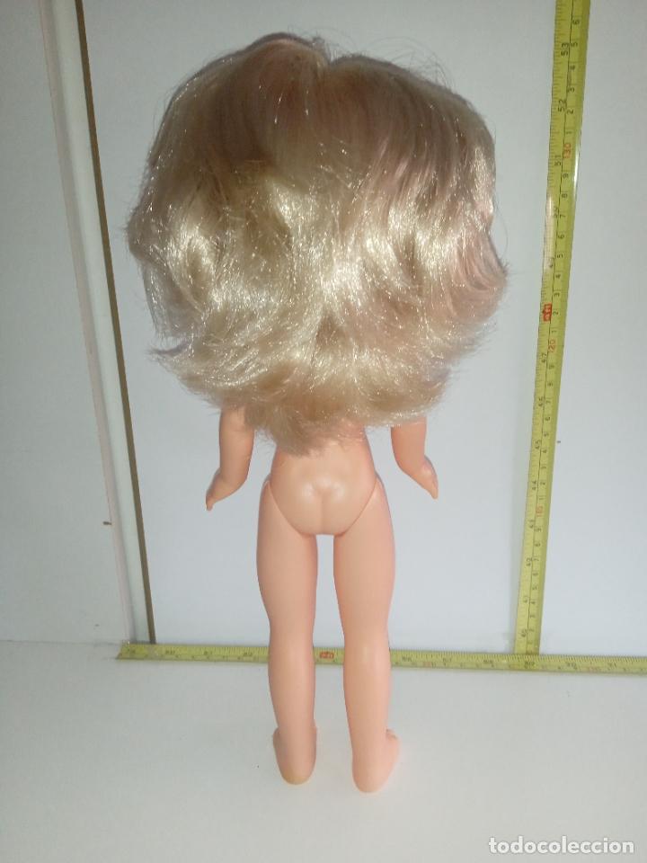 Mu&ntilde;ecas Lesly cl&aacute;sicas de colecci&oacute;n: Mu&ntilde;eca Lesly 4 pecas - Foto 10
