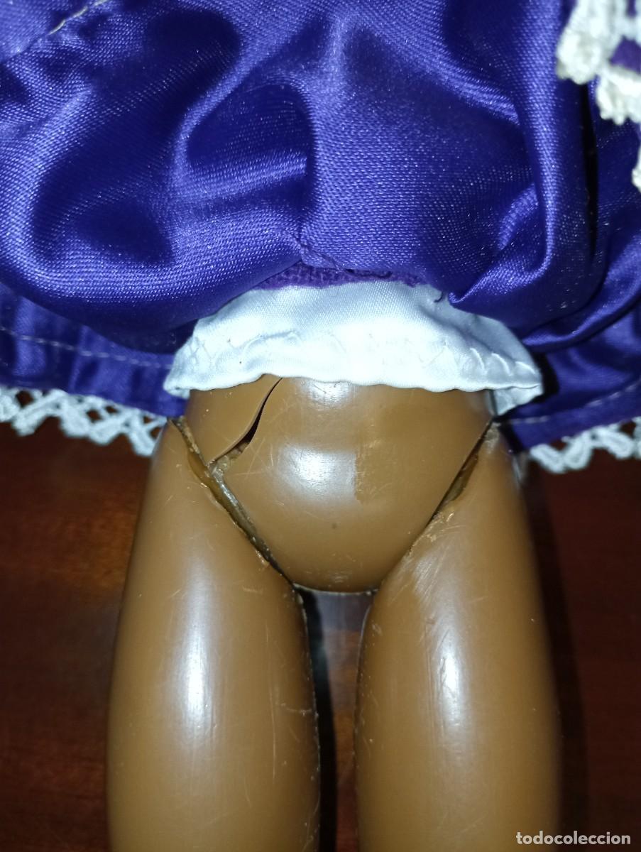 Mu&ntilde;ecas Lesly cl&aacute;sicas de colecci&oacute;n: Lesly negrita, hermana de nancy - Foto 4