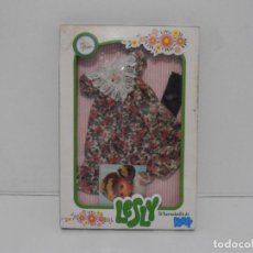 Muñecas Lesly Clásicas de colección: CONJUNTO EN CAJA LESLY, NUEVO A ESTRENAR, FAMOSA, AÑOS 70