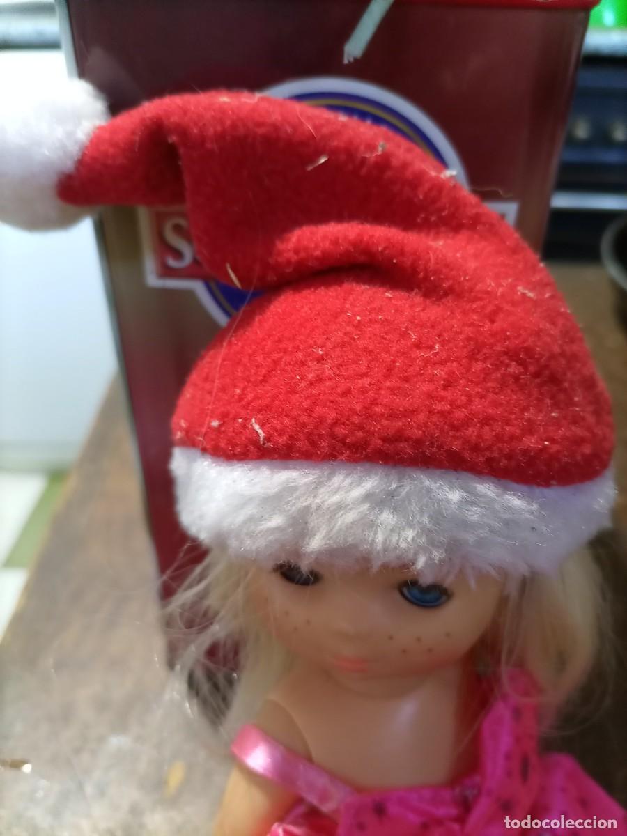 Mu&ntilde;ecas Lesly cl&aacute;sicas de colecci&oacute;n: Gorro papa Noel mu&ntilde;eca lesly - Foto 1