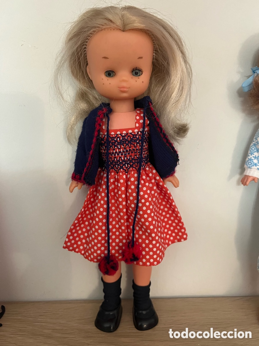Mu&ntilde;ecas Lesly cl&aacute;sicas de colecci&oacute;n: Mu&ntilde;eca Lesly con conjunto Igueldo - Foto 1