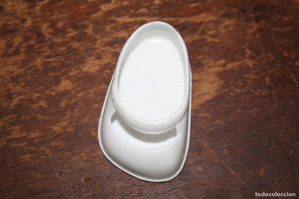 Mu&ntilde;ecas Lesly cl&aacute;sicas de colecci&oacute;n: zapato mu&ntilde;eca lesly - Foto 1
