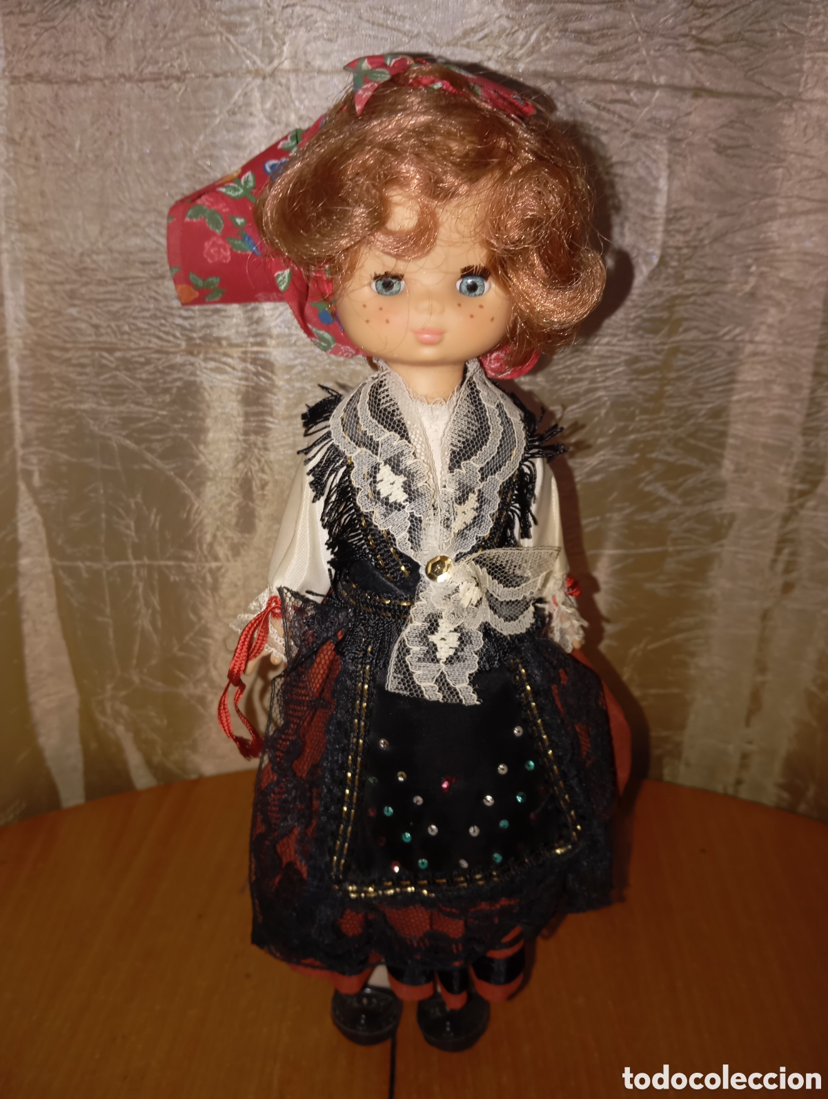 Mu&ntilde;ecas Lesly Cl&aacute;sicas de colecci&oacute;n: Lesly Famosa Mu&ntilde;eca Regional