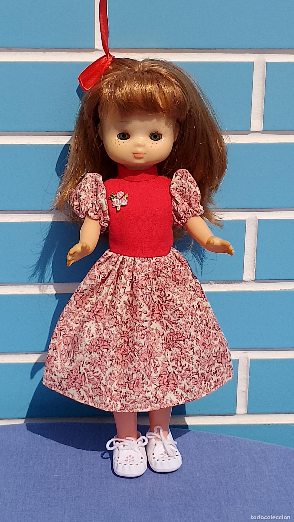 Mu&ntilde;ecas Lesly Cl&aacute;sicas de colecci&oacute;n: Antigua mu&ntilde;eca Lesly de Famosa de los a&ntilde;os 70, hermana de Nancy, con vestido Gala