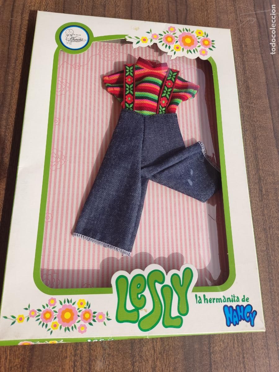 Mu&ntilde;ecas Lesly Cl&aacute;sicas de colecci&oacute;n: Conjunto Lesly Black Jeans, en caja y nunca usado.