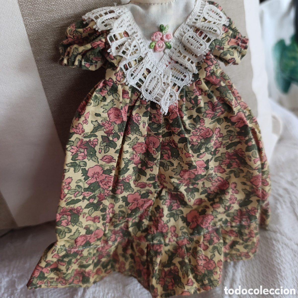Mu&ntilde;ecas Lesly Cl&aacute;sicas de colecci&oacute;n: Lesly,Vestido original a&ntilde;os 70