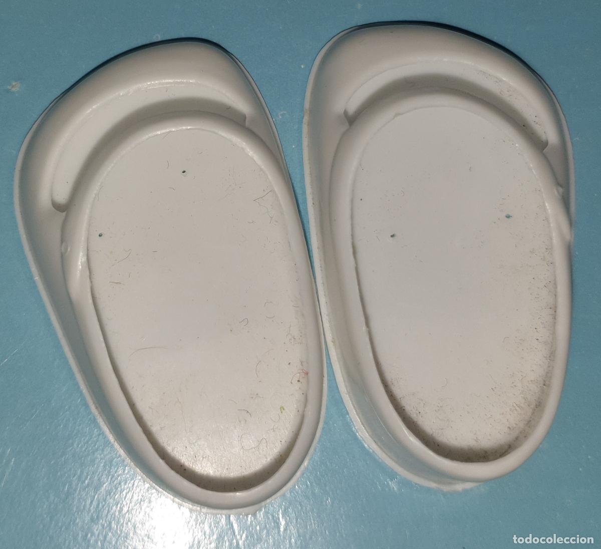Mu&ntilde;ecas Lesly Cl&aacute;sicas de colecci&oacute;n: ZAPATOS BLANCOS DE LESLY