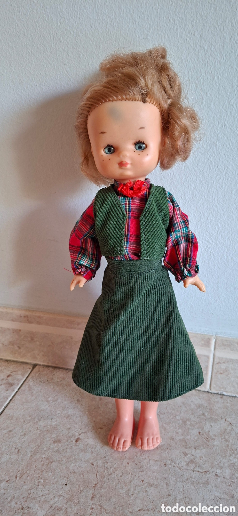 Mu&ntilde;ecas Lesly Cl&aacute;sicas de colecci&oacute;n: Mu&ntilde;eca Lesly 4 pecas Famosa