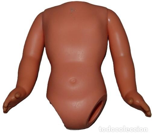 Mu&ntilde;ecas Lesly Cl&aacute;sicas de colecci&oacute;n: TORSO CON BRAZOS MU&Ntilde;ECA LESLY DE FAMOSA A&Ntilde;OS 70/80 -06