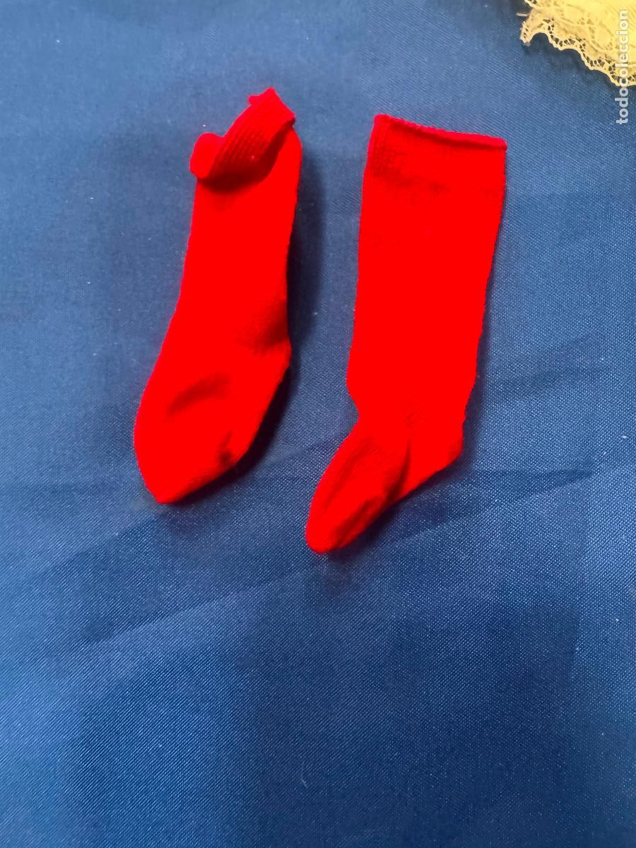 Mu&ntilde;ecas Lesly cl&aacute;sicas de colecci&oacute;n: CALCETINES LESLY ROJOS