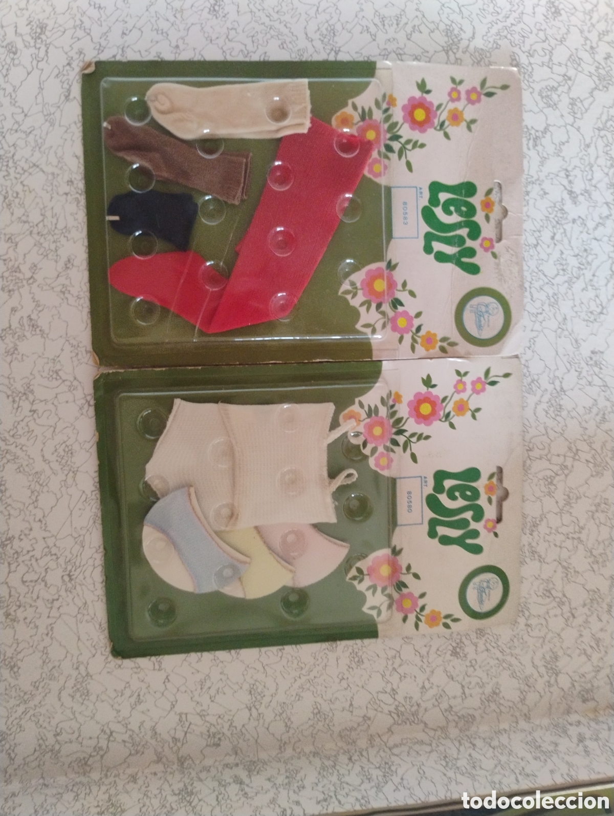 Mu&ntilde;ecas Lesly cl&aacute;sicas de colecci&oacute;n: &diams;Lote 2 Bl&iacute;steres Originales Lesly - Ropa Interior y Medias/Calcetines - A&ntilde;os 70/80 (Nuevos)