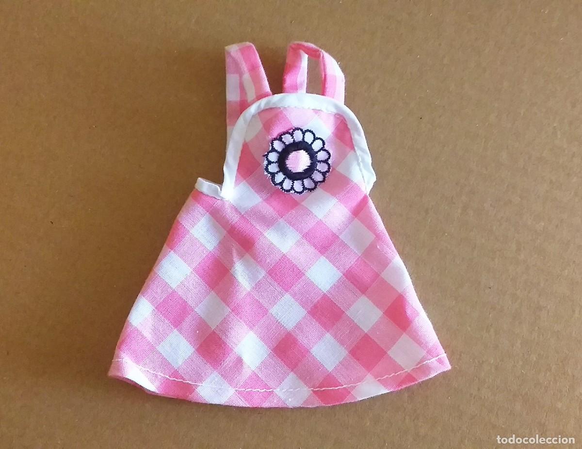 Mu&ntilde;ecas Lesly cl&aacute;sicas de colecci&oacute;n: Pichi rosa del conjunto Ma&ntilde;ana original de la mu&ntilde;eca Lesly de Famosa