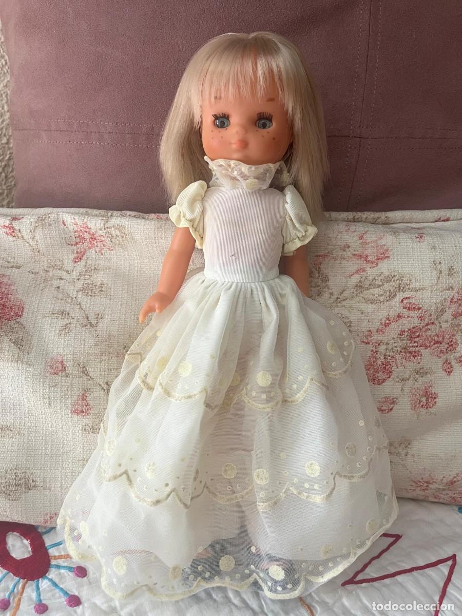 Mu&ntilde;ecas Lesly cl&aacute;sicas de colecci&oacute;n: ANTIGUA Y PRECIOSA LESLY CON VESTIDO ORIGINAL