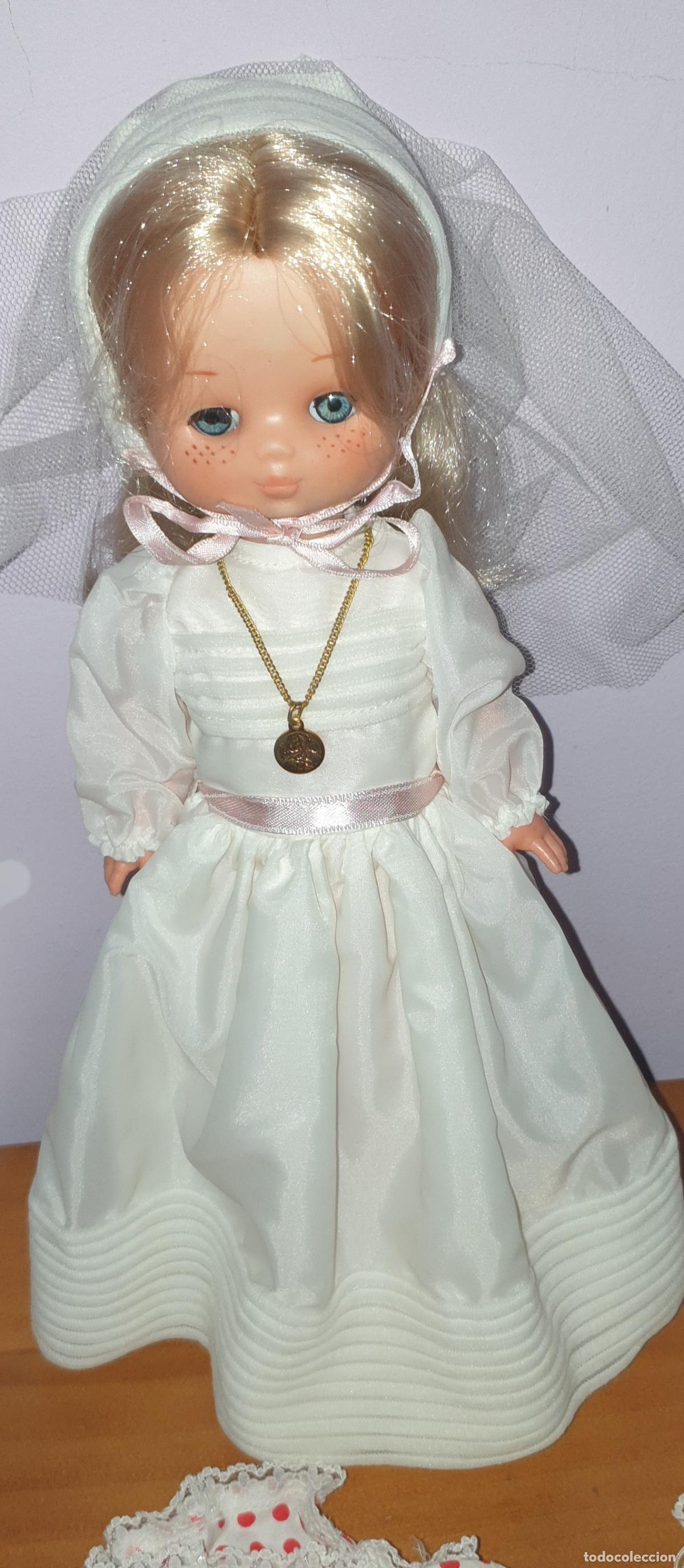 Mu&ntilde;ecas Lesly cl&aacute;sicas de colecci&oacute;n: BONITA LESLY COMUNI&Oacute;N 10 PECAS