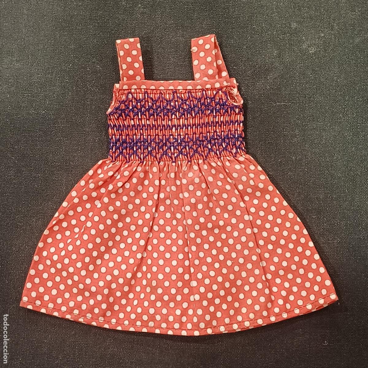 Mu&ntilde;ecas Lesly cl&aacute;sicas de colecci&oacute;n: VESTIDO ROJO PARA LESLY DE FAMOSA.
