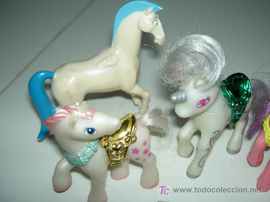 Mu&ntilde;ecas modernas: Lote de caballos y mu&ntilde;eca , juguetes - Foto 4