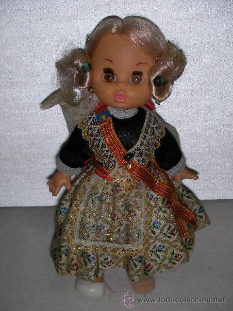 Mu&ntilde;ecas modernas: ANTIGUA MU&Ntilde;ECA FALLERA - Foto 1