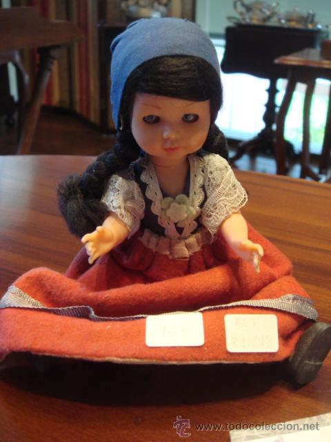 Mu&ntilde;ecas modernas: MU&Ntilde;ECA CON TRAJE REGIONAL - Foto 1