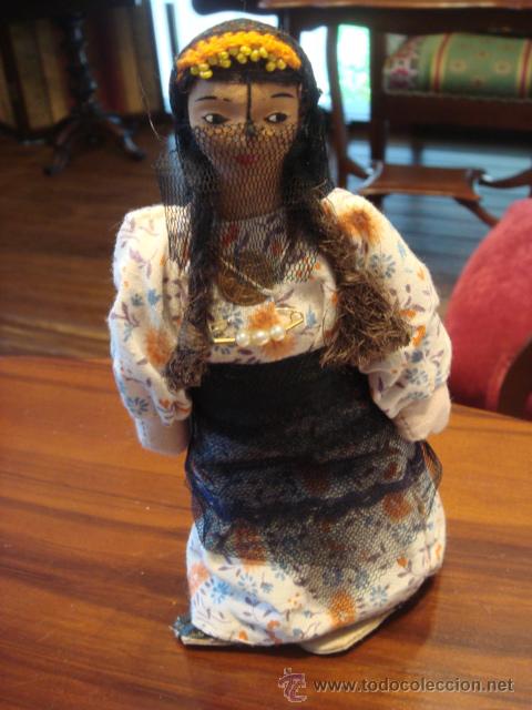 Mu&ntilde;ecas modernas: MU&Ntilde;ECA CON TRAJE REGIONAL - Foto 1