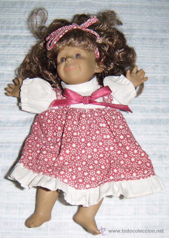 Mu&ntilde;ecas modernas: mu&ntilde;eca mulata gestitos - Foto 2