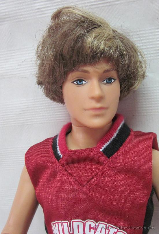 Mu&ntilde;ecas modernas: HIGH SCHOOL MUSICAL 2,TROY,MATTEL,FUNCIONANDO - Foto 1