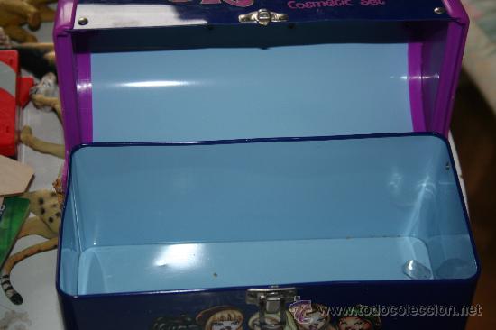 Mu&ntilde;ecas modernas: cabas metalico de la mu&ntilde;eca bratz - Foto 4