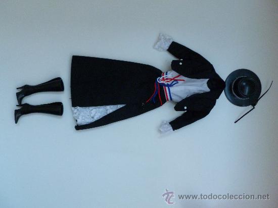 Mu&ntilde;ecas modernas: PRECIOSO TRAJE DE CHILE - Foto 1