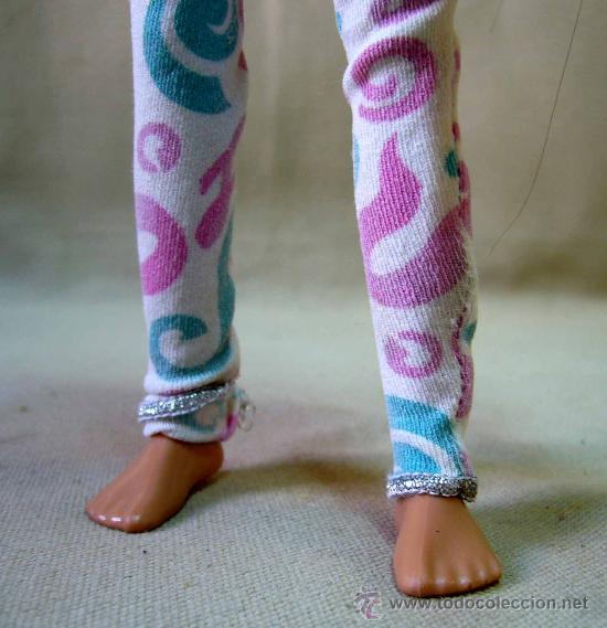 Mu&ntilde;ecas modernas: MU&Ntilde;ECA MATTEL, A&Ntilde;O 2000, MORENA, 25 CM, ROPA ORIGINAL - Foto 7