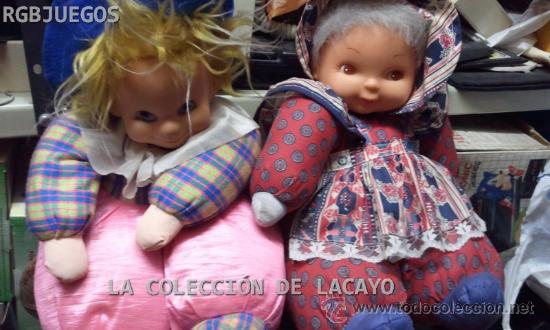 Mu&ntilde;ecas modernas: 2 MU&Ntilde;ECAS DE TRAPO CON GARA DE GOMA - Foto 1
