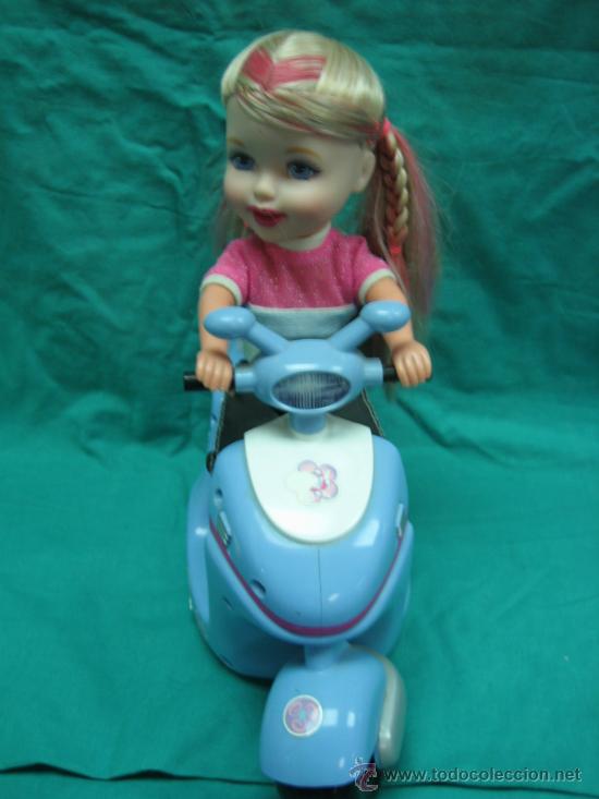 Mu&ntilde;ecas modernas: Mu&ntilde;eca en moto de Mattel 2001 - Foto 5