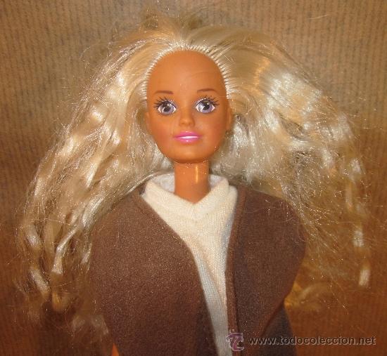 Mu&ntilde;ecas modernas: SINDY,HASBRO,ROPA Y BOTAS DE ESQUIAR - Foto 2