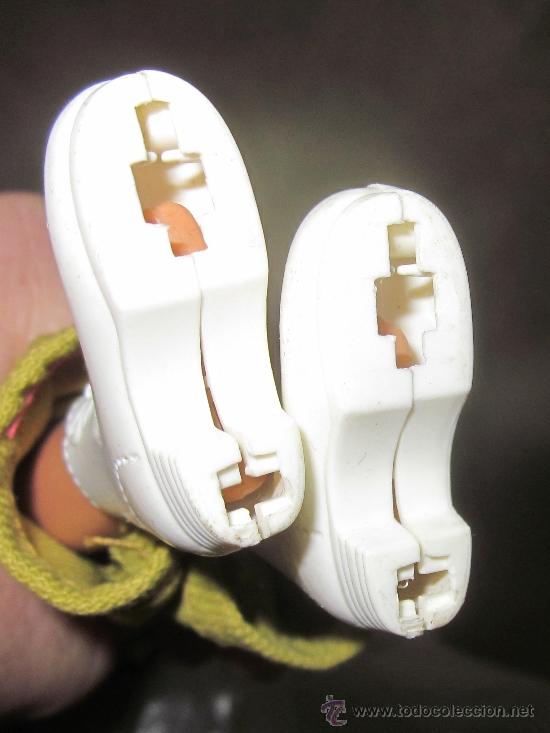Mu&ntilde;ecas modernas: SINDY,HASBRO,ROPA Y BOTAS DE ESQUIAR - Foto 5